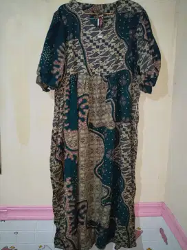 Gamis dengan lengan balon