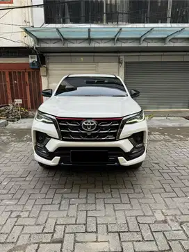Toyota Fortuner VRZ TRD 2,4 A/T