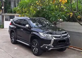 Pajero Dakar 2019/18 Hitam Solar Diesel