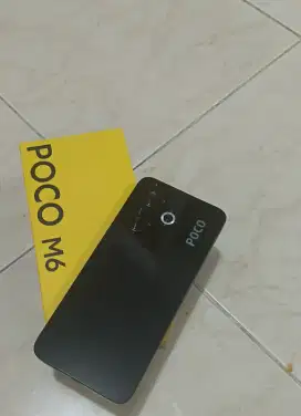 POCO M6 8/256 (Mulus)
