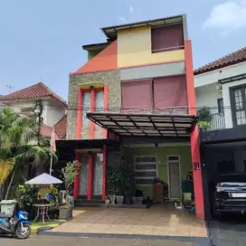 Rumah cantik mewah termurah di pesona khayangan mungil mekarjaya depok