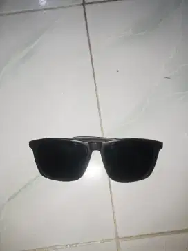 Jual kacamata hitam