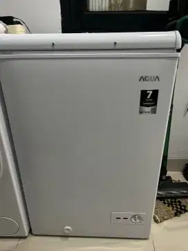 Chest Freezer 100Liter AQUA - Bekas (second like new)