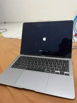 MACBOOK AIR M1 2020