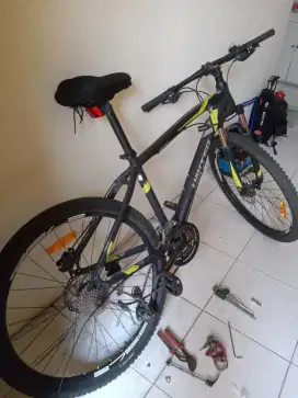 service sepeda panggilan