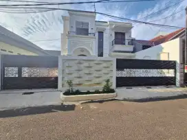 Dijual cepat rumah 2 lantai baru di kav Marinir pondok kelapa jakarta