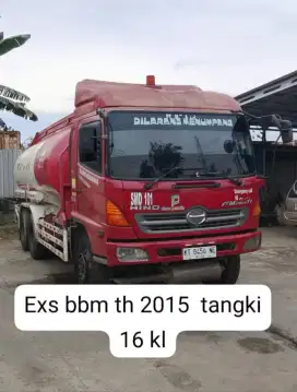 Hino ranger FM 260 TI tronton 6x4 dumptruk tahun 2015 euro 2 biosolar