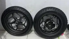 VELG+BAN PCX 160/2025 ORI copotan dari baru langsung di copot
