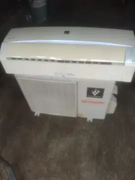 AC sharp 1/2 pk dingin