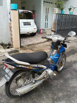 SUPRA X 125 Tahun 2006