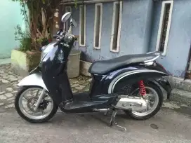 Honda Scoopy carbu 2010