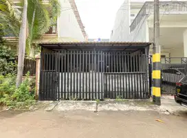 Rumah Strategis 4 Menit ke Mall Kelapa Gading LT 102 Siap KPR J-23606