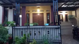 Dijual Rumah Minimalis 3 KT 10 Menit ke Stasiun Depok Siap KPR J-25442