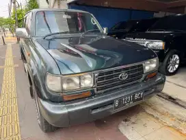 Toyota landcruiser diesel VX80 th 1997MT