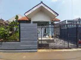 Rumah Tanah Luas 1 Lt 10 Menit ke Stasiun Depok Bebas Banjir J-24526