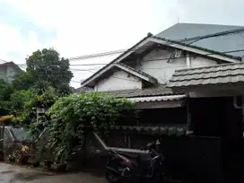 Rumah Strategis Akses Dekat Stasiun dan Mall LT 165 Siap Nego J-27267