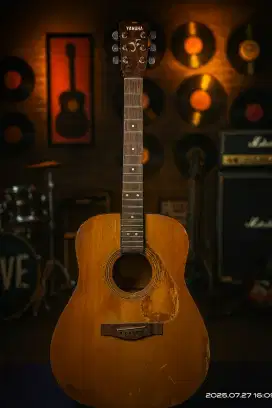 Gitar akustik original