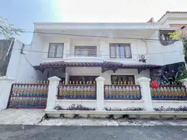 Rumah Luas 10 Menit ke Summarecon Mall Kelapa Gading Siap Nego J-22725