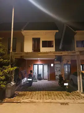 Rumah 2 Lt Akses Dekat Faskes dan Sekolah di Bekasi Siap KPR J-27029