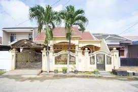 Rumah LT 210 Strategis di Depok 15 Menit ke Stasiun Siap Nego J-27331