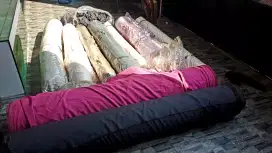 Dijual bahan kain borongan.