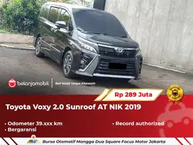 [ GARANSI 1TH ] Toyota Voxy 2.0 Sunroof AT Hitam NIK 2019/2020