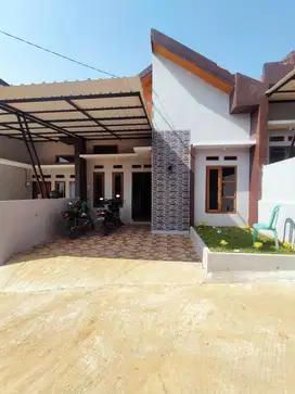 Rumah mewah free canopi dan AC..
