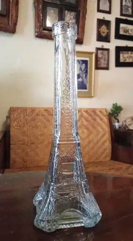 Botol Kaca Unik Motif Menara Eiffel Paris