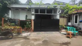 Rumah Luas 2 Lt Hadap Selatan dekat Gerbang Tol Gunung Putri J-29362