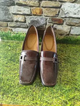 Sepatu Studio Nine
