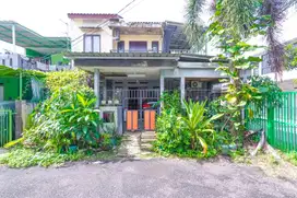 Rumah Asri 2 Lantai 15 Menit ke Stasiun Depok Baru Hadap Utara J-16165