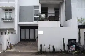 Rumah 2 Lantai Siap Huni di Panorama Bukit Cinere Dekat Mall J-21163