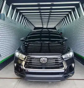 Toyota Kijang Innova Venturer 2.4 Diesel AT Nik 2021
