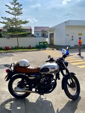 Kawasaki W 175 SE