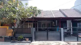 Rumah Strategis 15 Menit ke Stasiun Cakung LT 90 Dibantu KPR J-26634