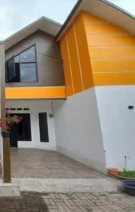Rumah Strategis di Depok Akses Dekat Tol Kukusan Bebas Banjir J-31182
