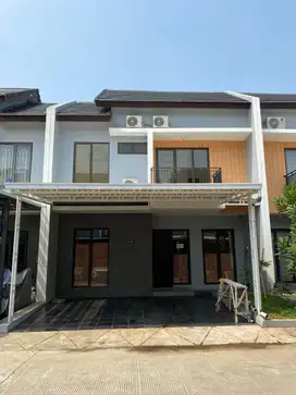 Rumah 2 Carport 10 Menit ke Mall Ciputra Cibubur Bebas Banjir J-31194