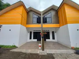 Rumah Seken 10 Menit ke Gerbang Tol Kukusan 4 SHM Siap Huni J-29093