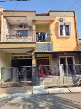 Rumah Siap Huni Akses Dekat Stasiun LRT Jatibening Hadap Timur J-30365