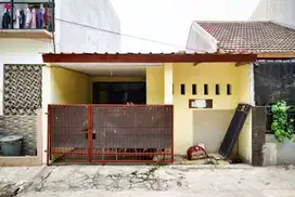 Rumah 3 KT Strategis 10 Menit ke Pintu Tol Cibubur 2 Bisa KPR J-19515