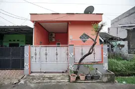 Rumah Cicilan Ringan Dekat Sekolah dan Tol di Bekasi Siap Huni J-22092