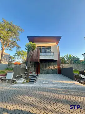 Rumah baru nuansa Bali di Citraland cluster Alam Hijau with Pool