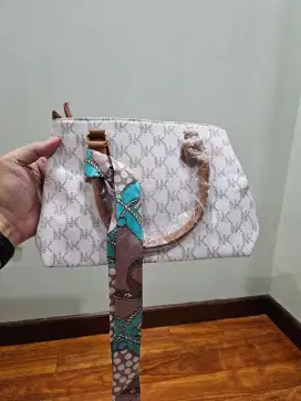 Tas wanita baru