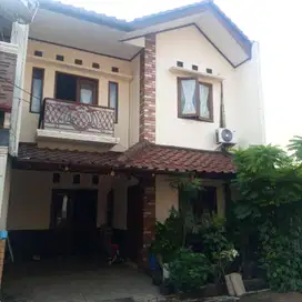 Rumah Terawat di Depok 10 Mnt ke Stasiun Pondok Cina Bisa KPR J-31865