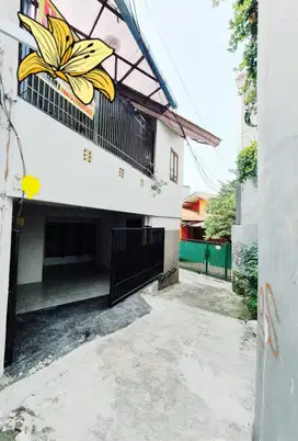 Rumah 2 Lantai 5 Menit ke RS Syarif Hidayatullah Dibantu KPR J-31422