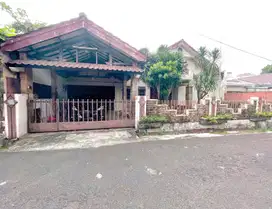 Jual Rumah SHM Strategis 15 Menit ke Bintaro Plaza Dibantu KPR J-31500