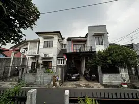 Rumah Strategis 9 Menit ke Gerbang Tol Rawamangun Dibantu KPR J-31688