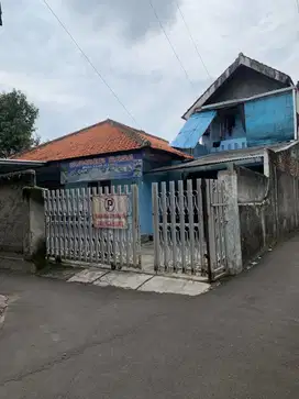 Rumah Luas 4 KT 15 Menit ke Stasiun Pondok Ranji Hadap Utara J-30945