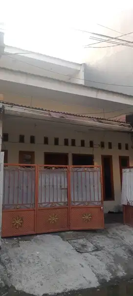 Rumah 2 KT di Bekasi Dekat Terminal Sumber Artha Hadap Timur J-27017