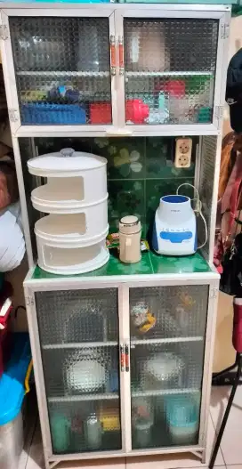 Rak piring nya aja